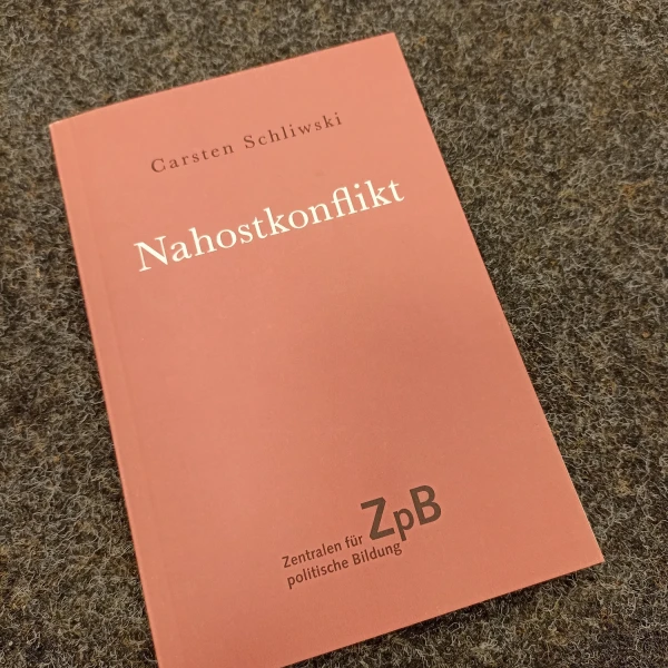 Das Buchcover von "Nahostkonflikt" von Carsten Schliwski  