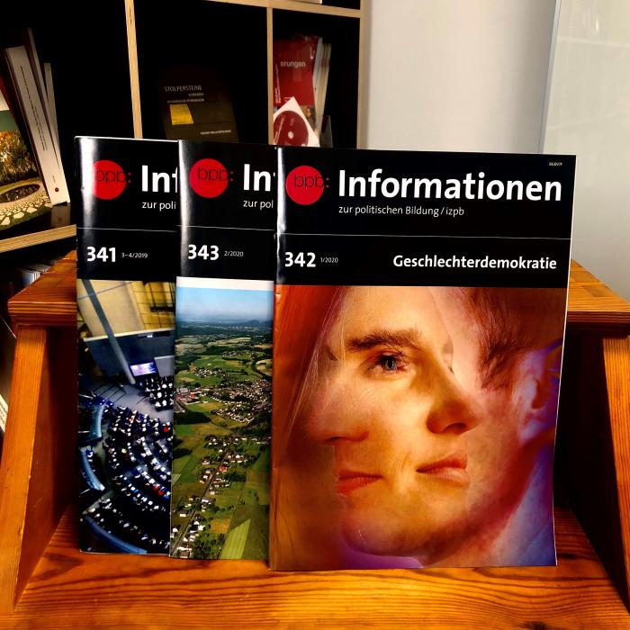 Die Zeitschriften "Informationen zur politischen Bildung". 
